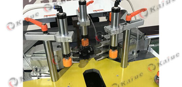 Single Head Corner Crimping Machine 140Z Details 3